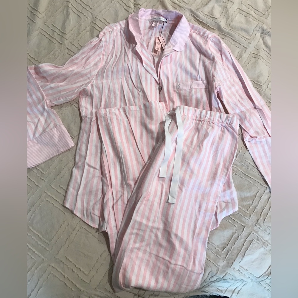 SOLD // VS Pajama Set